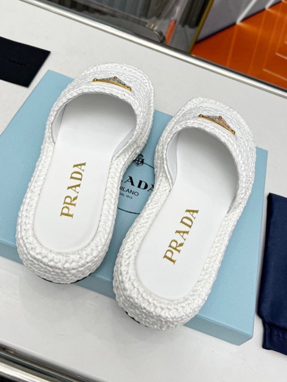 Prada slippers - Picture 3 of 3